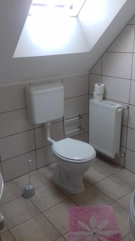 Eszter Apartmanhaz Hajdúszoboszló Dış mekan fotoğraf