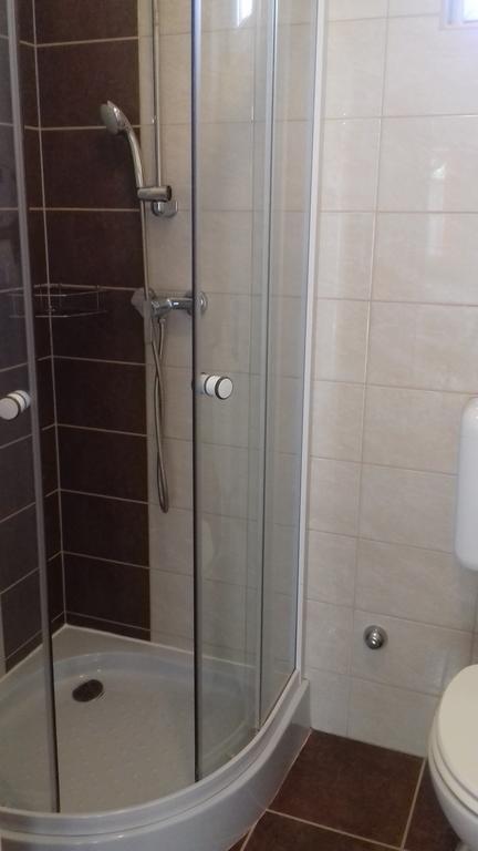 Eszter Apartmanhaz Hajdúszoboszló Dış mekan fotoğraf