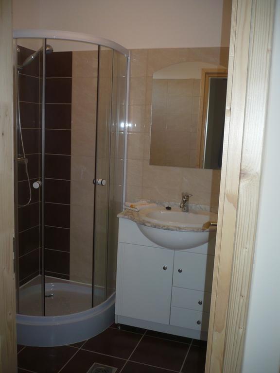 Eszter Apartmanhaz Hajdúszoboszló Dış mekan fotoğraf