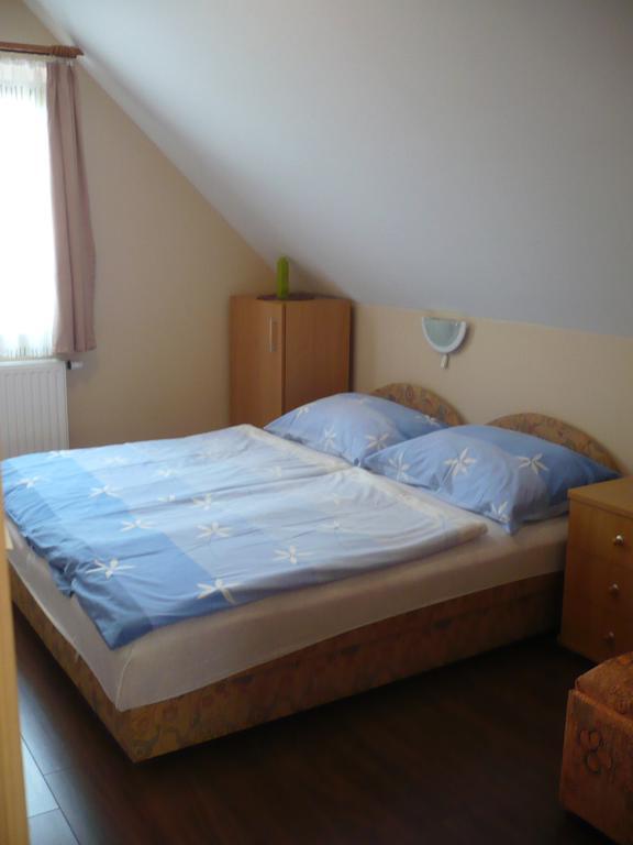 Eszter Apartmanhaz Hajdúszoboszló Dış mekan fotoğraf